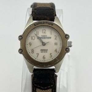 Vtg Timex Expedition Watch Women Indiglo 32mm Gold Tone Leather- New‎ Battery